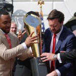 jd-vance-nearly-fumbles-ohio-state’s-national-championship-trophy-during-white-house-visit
