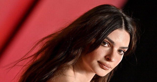 model-emily-ratajkowski-‘disgusted’-by-all-female-blue-origin-space-flight:-‘end-times-s**t’