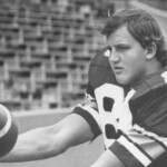 don-hasselbeck,-former-super-bowl-champ,-dies-at-70