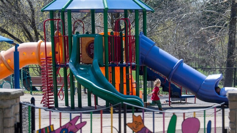 children-on-playgrounds-targeted-by-drug-runners-with-candy-colored-‘trash-cans’:-dea-agent-warns