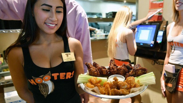 hooters-ditching-bikini-nights-for-over-60-crowd-and-families