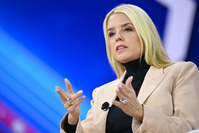 bondi-puts-two-liberal-states-‘on-notice’-over-trans-sports-policies