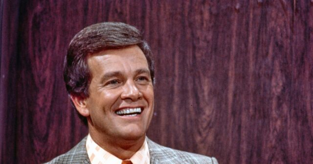 wink-martindale,-pioneering-game-show-host-of-‘tic-tac-dough’,-‘gambit,’-‘high-rollers,’-dies-at-91