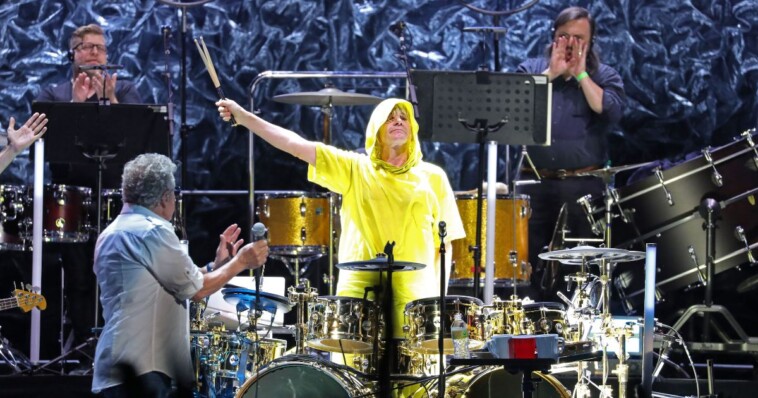 “the-who”-fires-drummer-of-29-years-over-last-round-of-live-shows