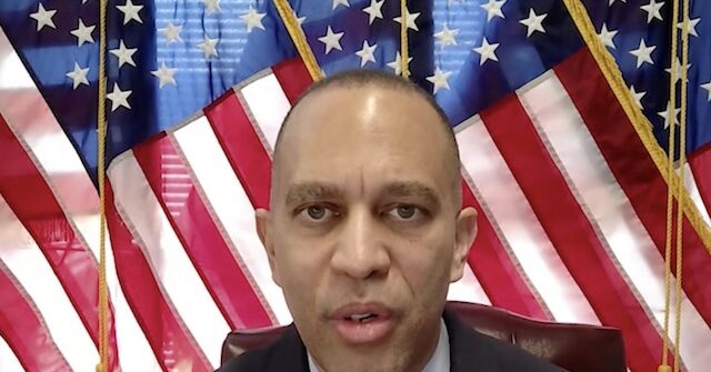 jeffries:-scotus-needs-to-‘aggressively’-enforce-orders-against-trump-administration