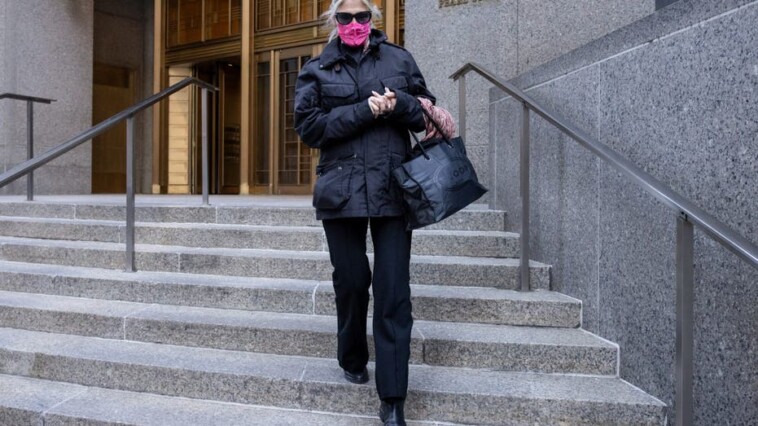 bribery-trial-of-nadine-menendez-reaches-closing-arguments:-‘partner-in-crime’