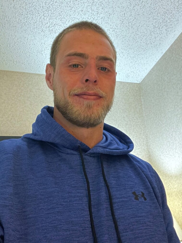 brother-of-man-nearly-decapitated-at-arizona-bus-stop-by-hatchet-wielding-suspect-speaks-out