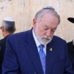 good-friday:-israel-welcomes-huckabee-at-western-wall,-with-thanks-to-trump