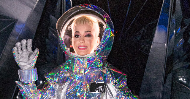 wendy’s-declines-to-apologize-for-mocking-katy-perry’s-blue-origin-space-flight