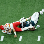 chiefs-looking-to-trade-up-in-nfl-draft-for-‘long-term-offensive-tackle-solution’