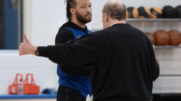 jalen-brunson-makes-strong-tom-thibodeau-statement-with-noise-growing-about-knicks’-job-security