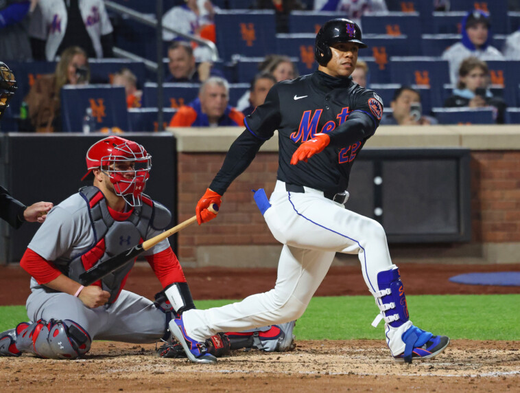 mets’-juan-soto-gets-citi-field-standing-ovation,-then-snaps-skid-with-clutch-hit