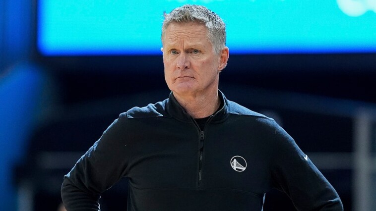 steve-kerr-dons-harvard-shirt-in-response-to-trump’s-federal-funding-freeze:-‘stand-up-to-the-bully’