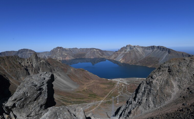 sacred-north-korean-mountain-and-active-volcano-mount-paektu-named-a-unesco-global-geopark