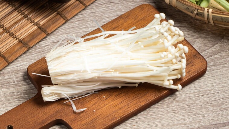 enoki-mushroom-packages-recalled-for-possible-listeria-contamination