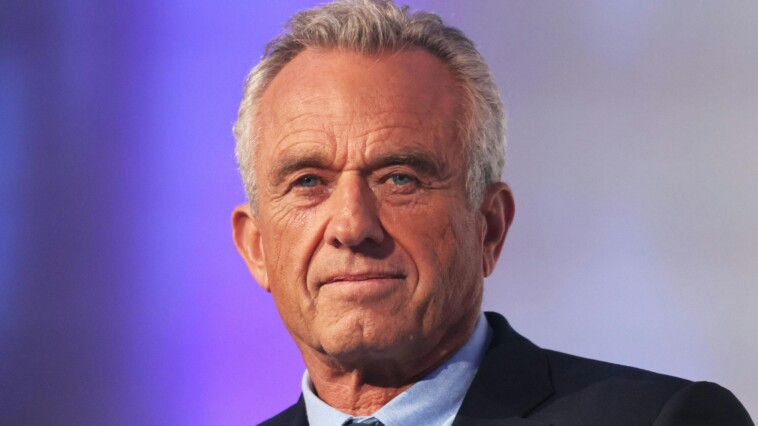 ‘let-rfk-try-to-help-us’:-families-of-severely-autistic-americans-come-to-kennedy’s-defense