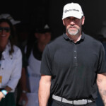 why-the-steelers-can't-wait-on-aaron-rodgers