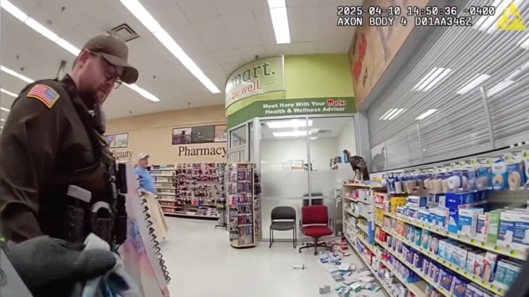 turkey-causes-chaos-in-indiana-supermarket-as-cops-attempt-to-catch-destructive-bird,-video-shows