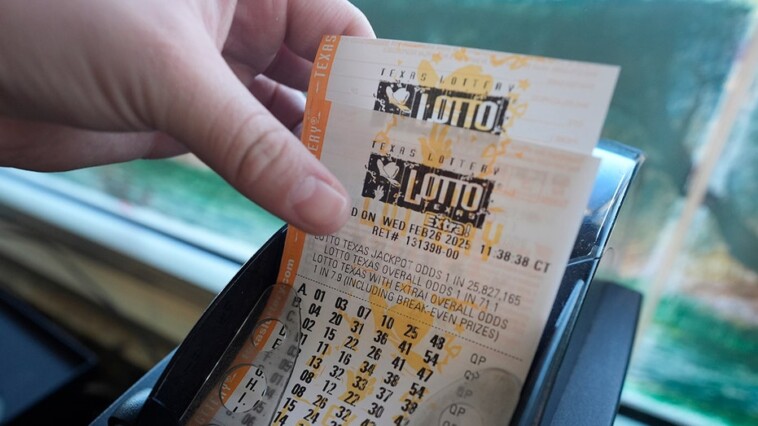 texas-lottery-executive-director-resigns-amid-multiple-investigations