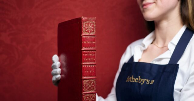 set-of-first-editions-of-shakespeare’s-plays-could-fetch-$6-million-at-auction