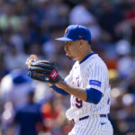 edwin-diaz-exits-early-against-phillies-in-mets-injury-worry
