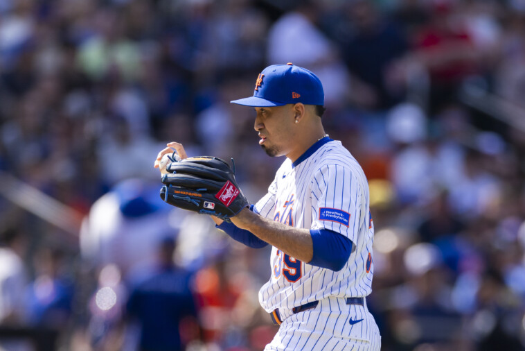 edwin-diaz-exits-early-against-phillies-in-mets-injury-worry
