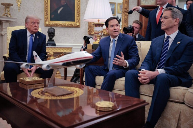 ‘we’ve-shown-them-the-finish-line’:-white-house-remains-hopeful-that-ukraine-russia-war-is-‘endable’