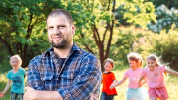 ignorant-kids-have-no-idea-how-cool-dad-is