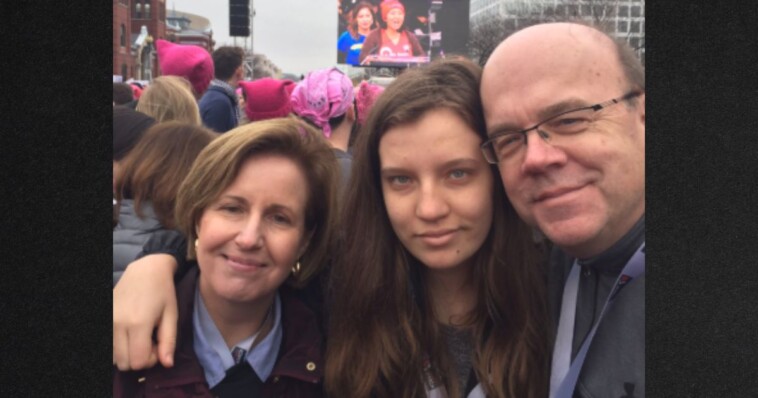 congressman’s-23-year-old-daughter-dies-‘unexpectedly’-while-on-vacation