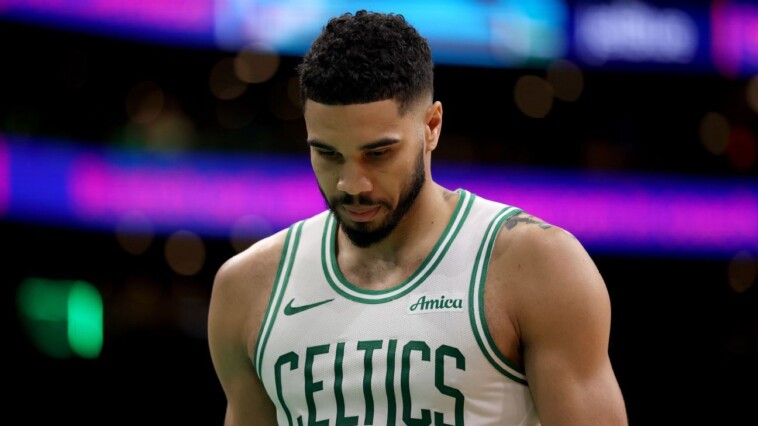 tatum-doubtful-for-game-3,-wrist-bruise-‘severe’
