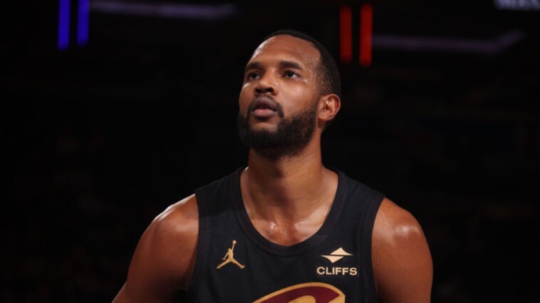 cavaliers’-mobley-emerges-with-dpoy-honors