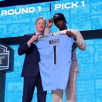 titans-draft-ward-at-no.-1-to-be-franchise-qb