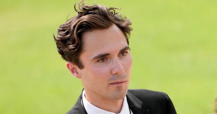 david-hogg-gets-slapped-down-by-dnc-boss-after-being-himself-in-public