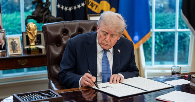 trump-signs-order-to-ramp-up-seabed-mineral-collection