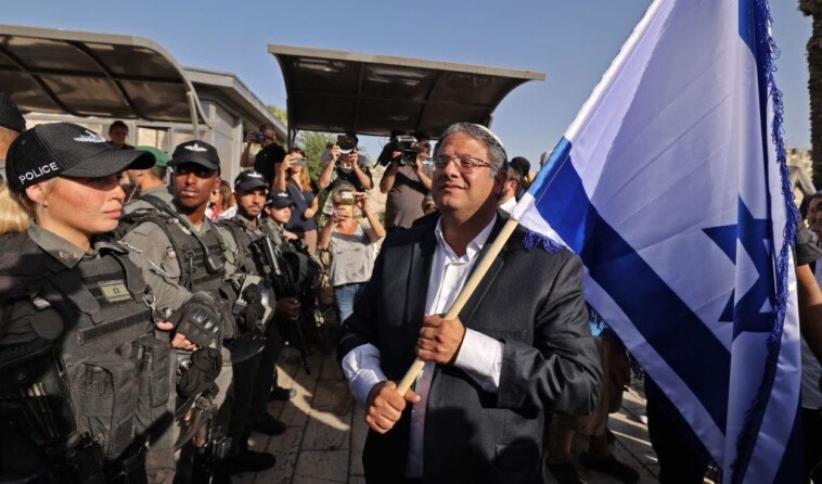 exclusive:-israel’s-national-security-minister-responds-to-bottle-throwing-yale-crowd