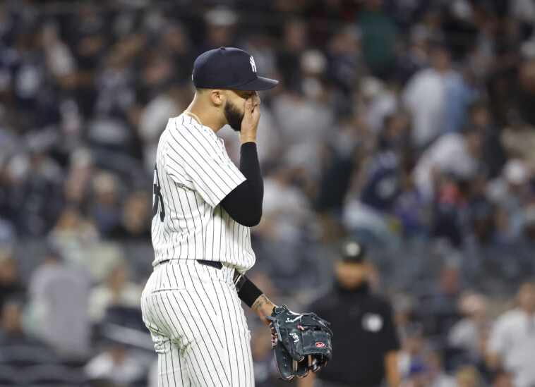 devin-williams’-struggles-doom-yankees-in-series-opener-with-blue-jays
