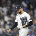 yankees-need-to-temporarily-take-devin-williams-out-of-closer’s-role-until-he-gets-right-again