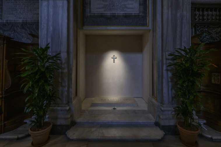 first-images-of-pope-francis’-tomb-at-the-papal-basilica-of-st.-mary-major-in-rome