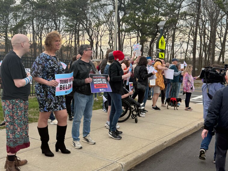 trans-teen-on-girls-track-team-divides-li-town-—-and-could-cost-district-$13m-in-funding