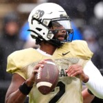 nfl-tries-to-send-message-to-shedeur-sanders,-father-with-draft-slide,-ex-nfl-star-says