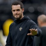 carr-confirms-shoulder-injury,-rips-speculation