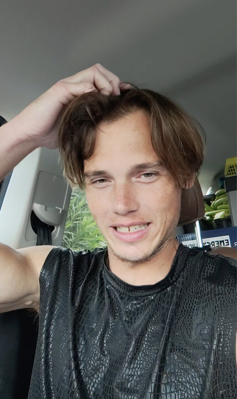 proud-heartthrob-panhandler-goes-viral-after-rejecting-calls-for-modeling-career