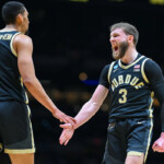 nba-draft:-underclassmen-are-returning-to-college-in-record-numbers