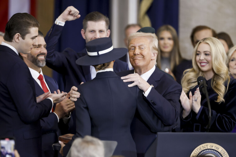 from-inauguration-day-to-the-vatican,-a-look-back-at-trump’s-first-100-days:-photos
