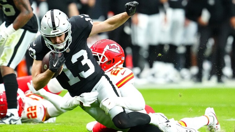 nfl-receiver-hunter-renfrow-eyes-return-with-new-team,-opens-up-about-major-health-setback