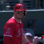 angels’-trout-(knee)-leaves-loss-vs.-mariners