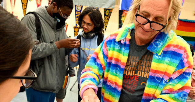 more-than-80-colorado-school-leaders-urge-lawmakers-to-reject-radical-transgender-bill
