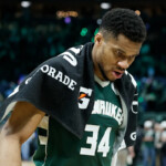 bucks-offseason-outlook:-what-does-giannis-antetokounmpo's-future-hold?