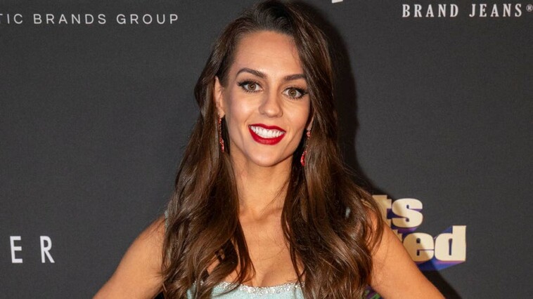 bill-belichick’s-daughter-in-law-slams-jordon-hudson-over-awkward-interview