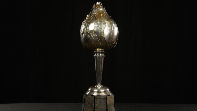 draisaitl,-hellebuyck,-kucherov-are-hart-finalists